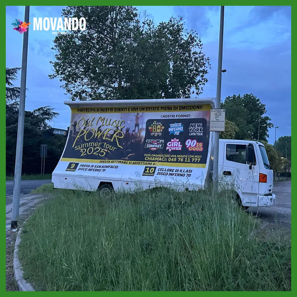 Pubblicità su camion vela per comuni e associazioni locali